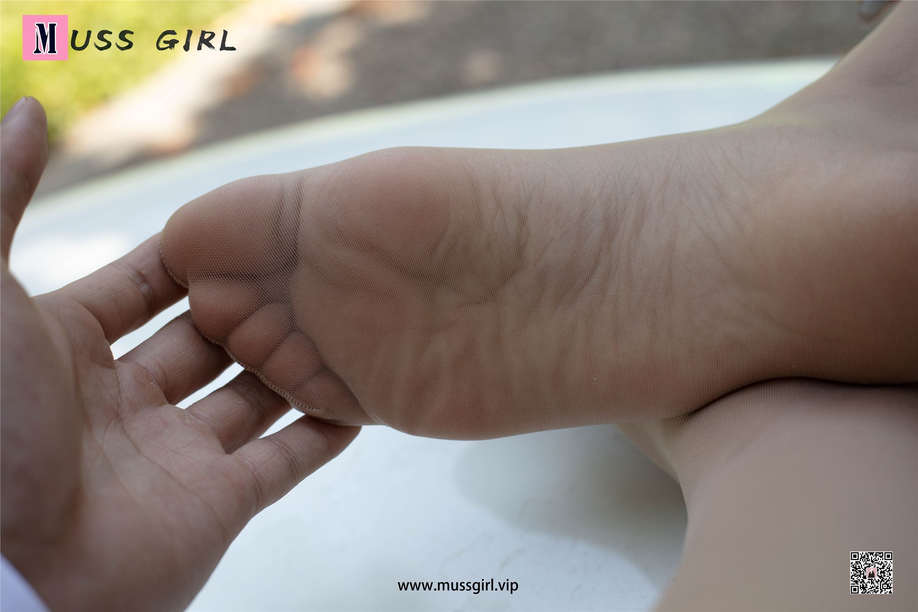 MussGirl慕丝女郎  NO.211 牛仔热裤肉丝美女